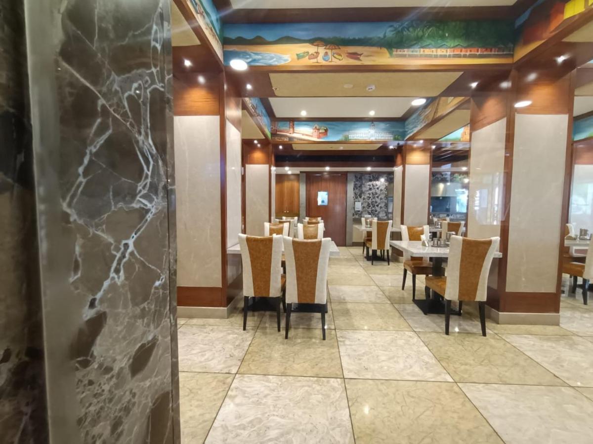 Rkn Grand Hotel Pondicherry Exterior foto